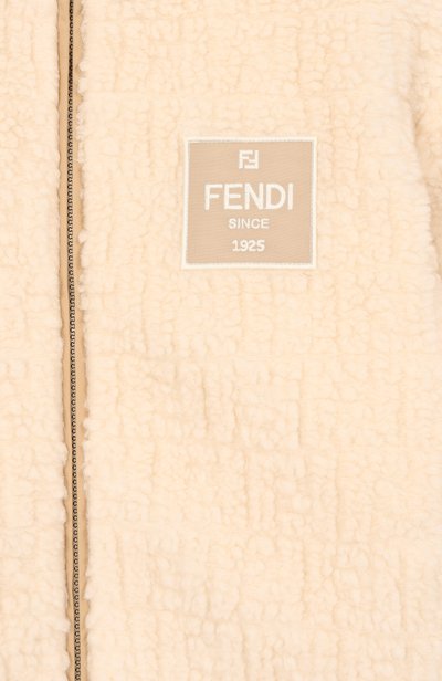 Куртка из экомеха FENDI кремового цвета по цене 118500 руб., арт. JUA284/AY8J/8A-12+, фото 3 Куртка из экомеха FENDI, арт. JUA284/AY8J/8A-12+, фото 3