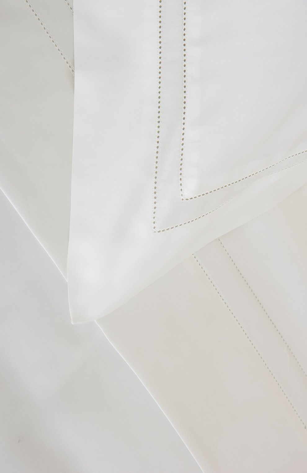 Наволочка doppio a'jour FRETTE кремового цвета по цене 19950 руб., арт. FR0401 E0700 051C, фото 4 Наволочка doppio a'jour FRETTE, арт. FR0401 E0700 051C, фото 4