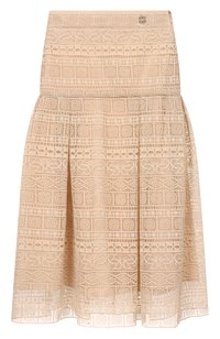 Светло-бежевый