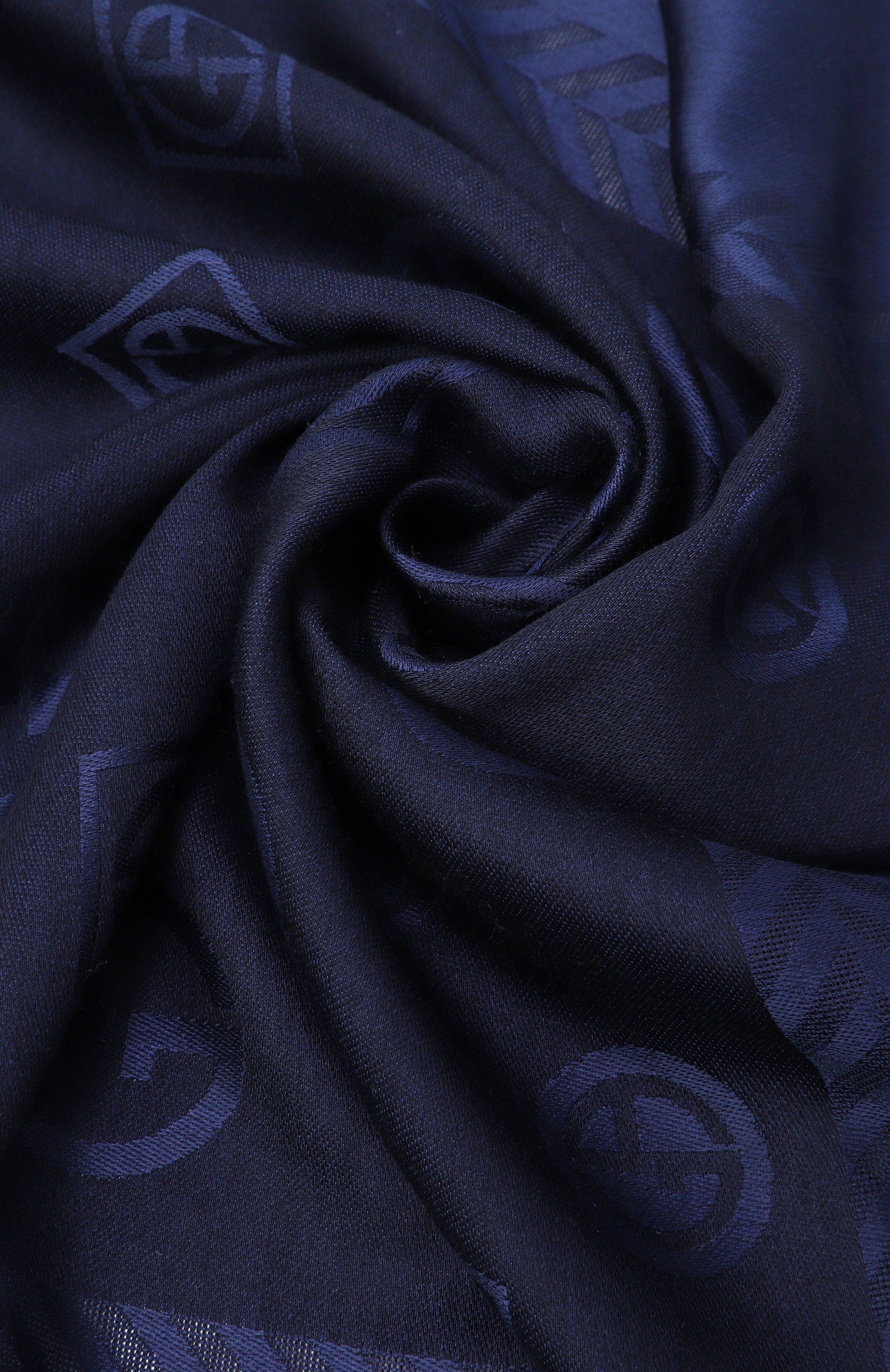 Шарф из шелка и шерсти GIORGIO ARMANI синего цвета по цене 59950 руб., арт. GM001500/AF15663, фото 3 Шарф из шелка и шерсти GIORGIO ARMANI, арт. GM001500/AF15663, фото 3