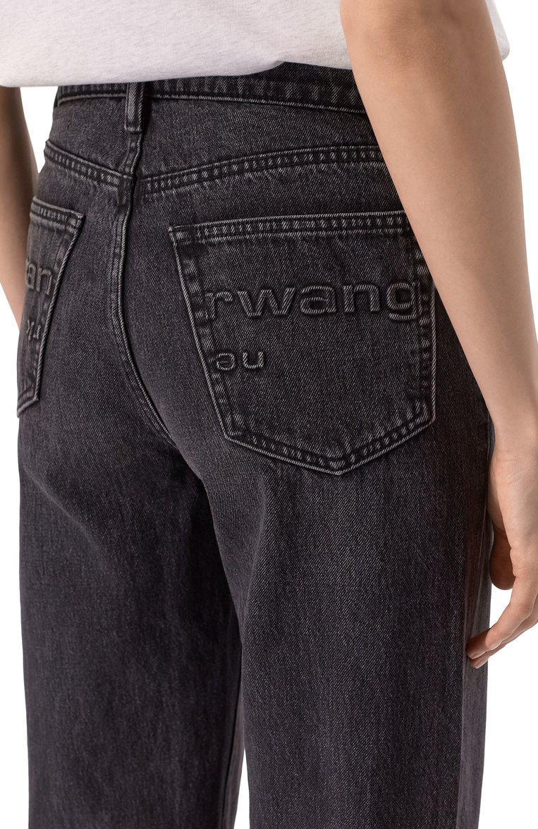 Женские джинсы ALEXANDER WANG темно-серого цвета, арт. 4DC2244297 | Фото 5 (Материал сплава: Проставлено; Длина (брюки, джинсы): Стандартные; Материал внешний: Хлопок, Деним; Драгоценные камни: Проставлено; Силуэт Ж (брюки и джинсы): Прямые; Кросс-КТ: Деним; Детали: Делаве; Стили: Гранж)