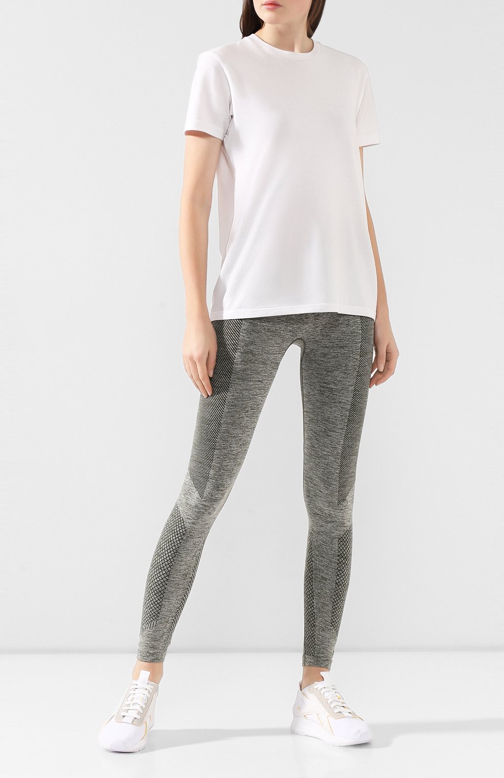 Текстильные кроссовки bolton sock reebok x victoria beckham REEBOK белого цвета по цене 22300 руб., арт. FU7553, фото 2 Текстильные кроссовки bolton sock reebok x victoria beckham REEBOK, арт. FU7553, фото 2