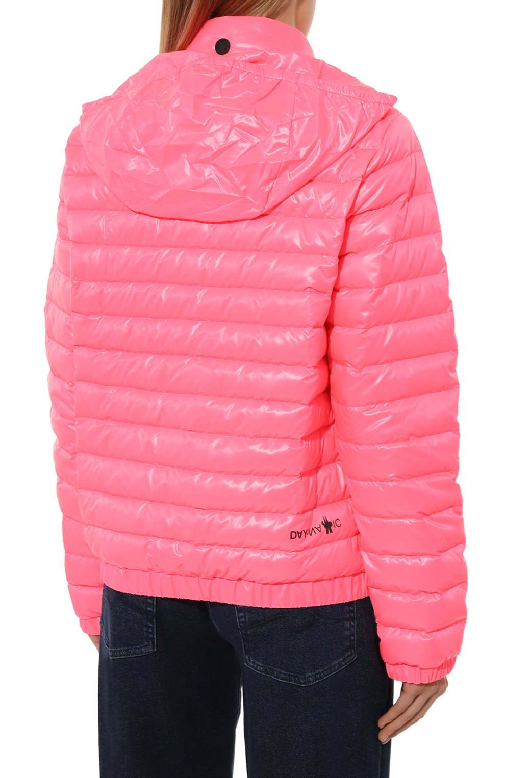 Пуховая куртка MONCLER розового цвета по цене 140500 руб., арт. I10981A00009/54A8W, фото 6 Пуховая куртка MONCLER, арт. I10981A00009/54A8W, фото 6