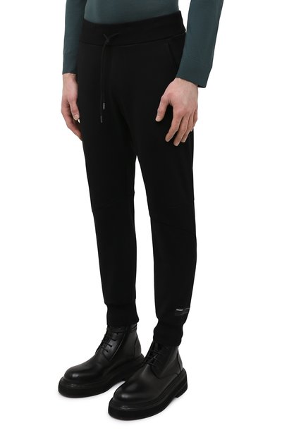 Джоггеры KAZUYUKI KUMAGAI черного цвета по цене 32550 руб., арт. AP11-219, фото 3 Джоггеры KAZUYUKI KUMAGAI, арт. AP11-219, фото 3