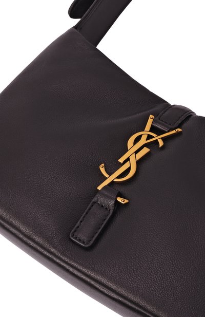 Сумка le 5 à 7 SAINT LAURENT черного цвета по цене 299500 руб., арт. 763419/AACX7, фото 3 Сумка le 5 à 7 SAINT LAURENT, арт. 763419/AACX7, фото 3