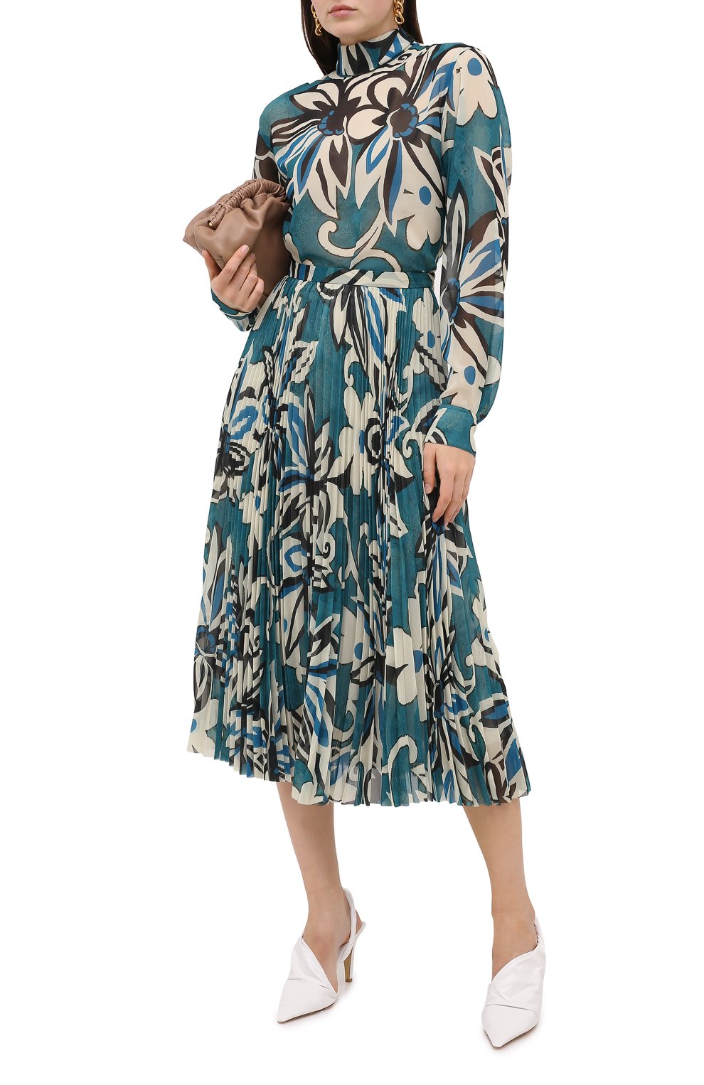 Блузка DRIES VAN NOTEN голубого цвета по цене 58800 руб., арт. 202-30782-1062, фото 2 Блузка DRIES VAN NOTEN, арт. 202-30782-1062, фото 2