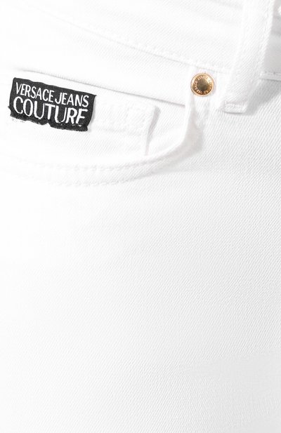 Джинсы VERSACE JEANS COUTURE белого цвета по цене 15350 руб., арт. A1HVA0K4-VDP500 4/60501, фото 5 Джинсы VERSACE JEANS COUTURE, арт. A1HVA0K4-VDP500 4/60501, фото 5
