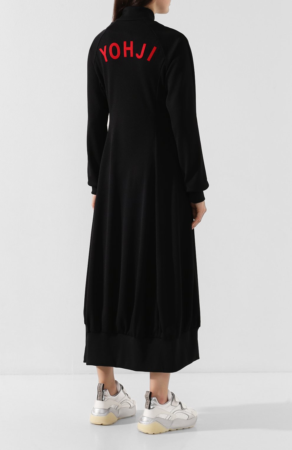 Платье Y-3 черного цвета по цене 28750 руб., арт. FJ0287/W, фото 4 Платье Y-3, арт. FJ0287/W, фото 4