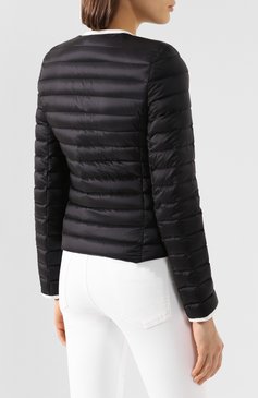 Женская пуховая куртка baillet MONCLER черного цвета, арт. F1-093-1A117-00-C0356 | Фото 4 (Материал подклада: Синтетический материал; Материал утеплителя: Пух и перо; Материал внешний: Синтетический материал; Рукава: Длинные; Длина (верхняя одежда): Короткие; Женское Кросс-КТ: Пуховик-куртка; Кросс-КТ: Куртка, Утепленные; Стили: Спорт-шик; Материал сплава: Проставлено; Драгоценные камни: Проставлено)