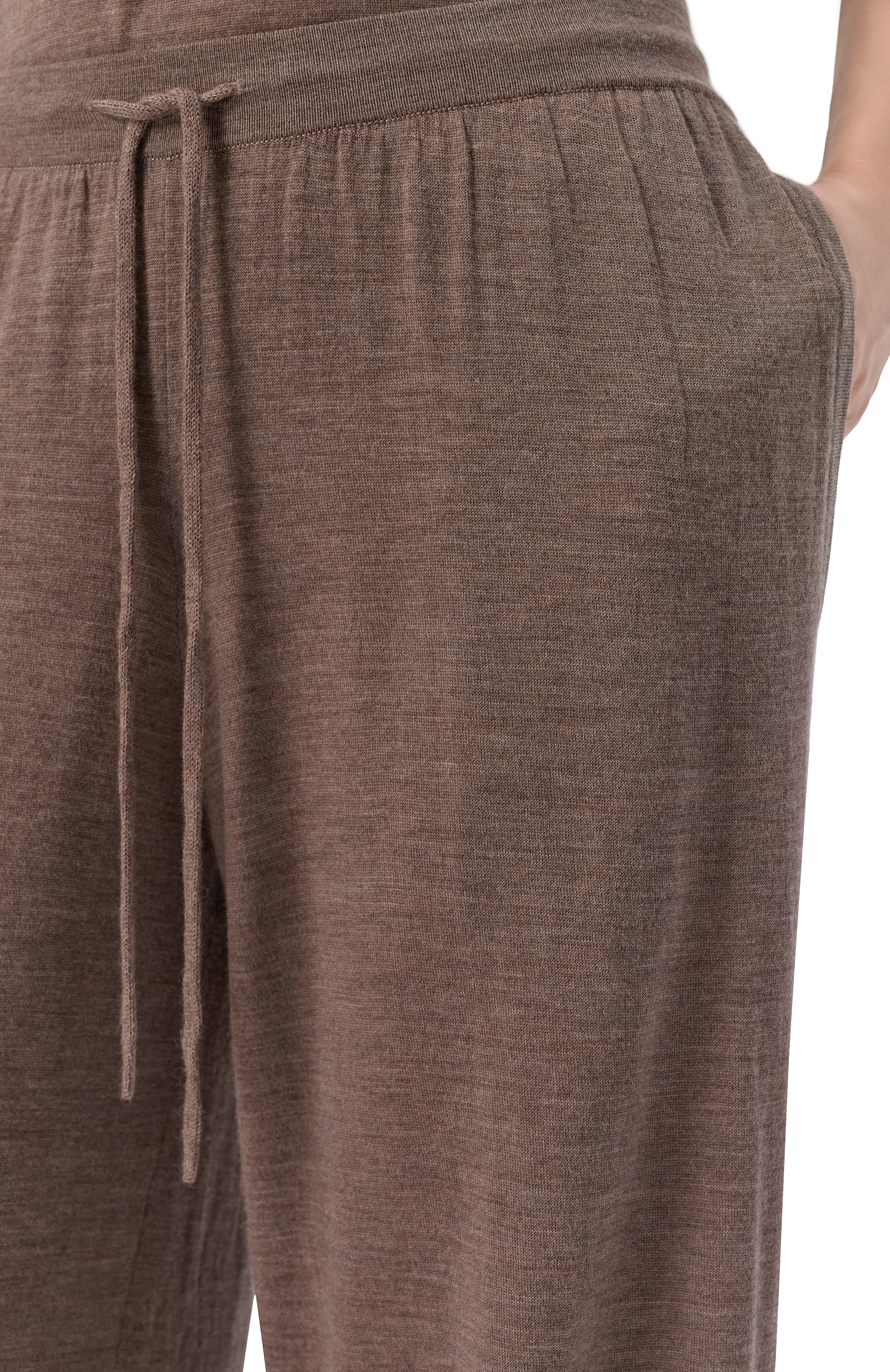 Брюки из шерсти и кашемира ADDICTED коричневого цвета по цене 29600 руб., арт. AD2548, фото 5 Брюки из шерсти и кашемира ADDICTED, арт. AD2548, фото 5