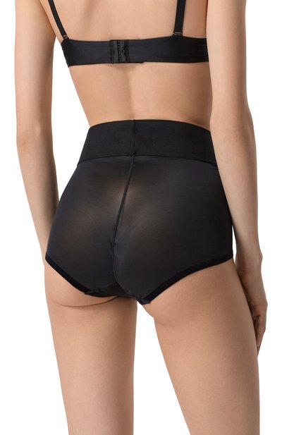 Трусы-шорты с завышенной талией WOLFORD черного цвета по цене 11900 руб., арт. 4W2028, фото 3 Трусы-шорты с завышенной талией WOLFORD, арт. 4W2028, фото 3