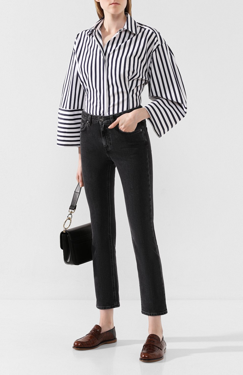 Хлопковая рубашка TOTEME синего цвета по цене 19200 руб., арт. BIBI0NE 193-726-710/NAVY STRIPE, фото 2 Хлопковая рубашка TOTEME, арт. BIBI0NE 193-726-710/NAVY STRIPE, фото 2