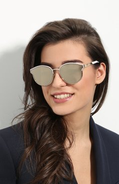 Женские солнцезащитные очки DIOR EYEWEAR золотого цвета, арт. DI0RSYMMETRIC GBZ | Фото 2 (Статус проверки: Проверена категория; Тип очков: С/з; Региональные ограничения белый список (Axapta Mercury): RU, Не проставлено; Нос: Не проставлено)