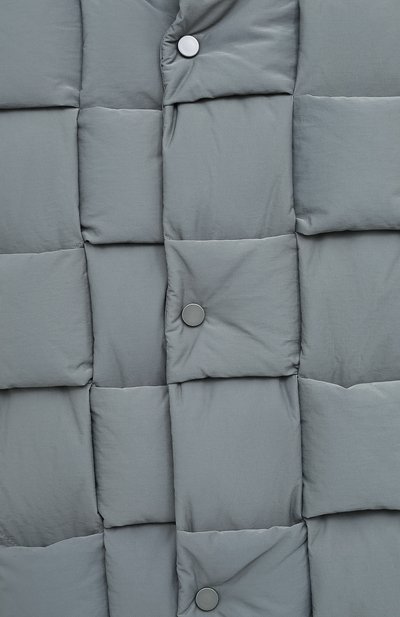 Пуховый жилет BOTTEGA VENETA голубого цвета по цене 295500 руб., арт. 644982/VF4K0, фото 5 Пуховый жилет BOTTEGA VENETA, арт. 644982/VF4K0, фото 5