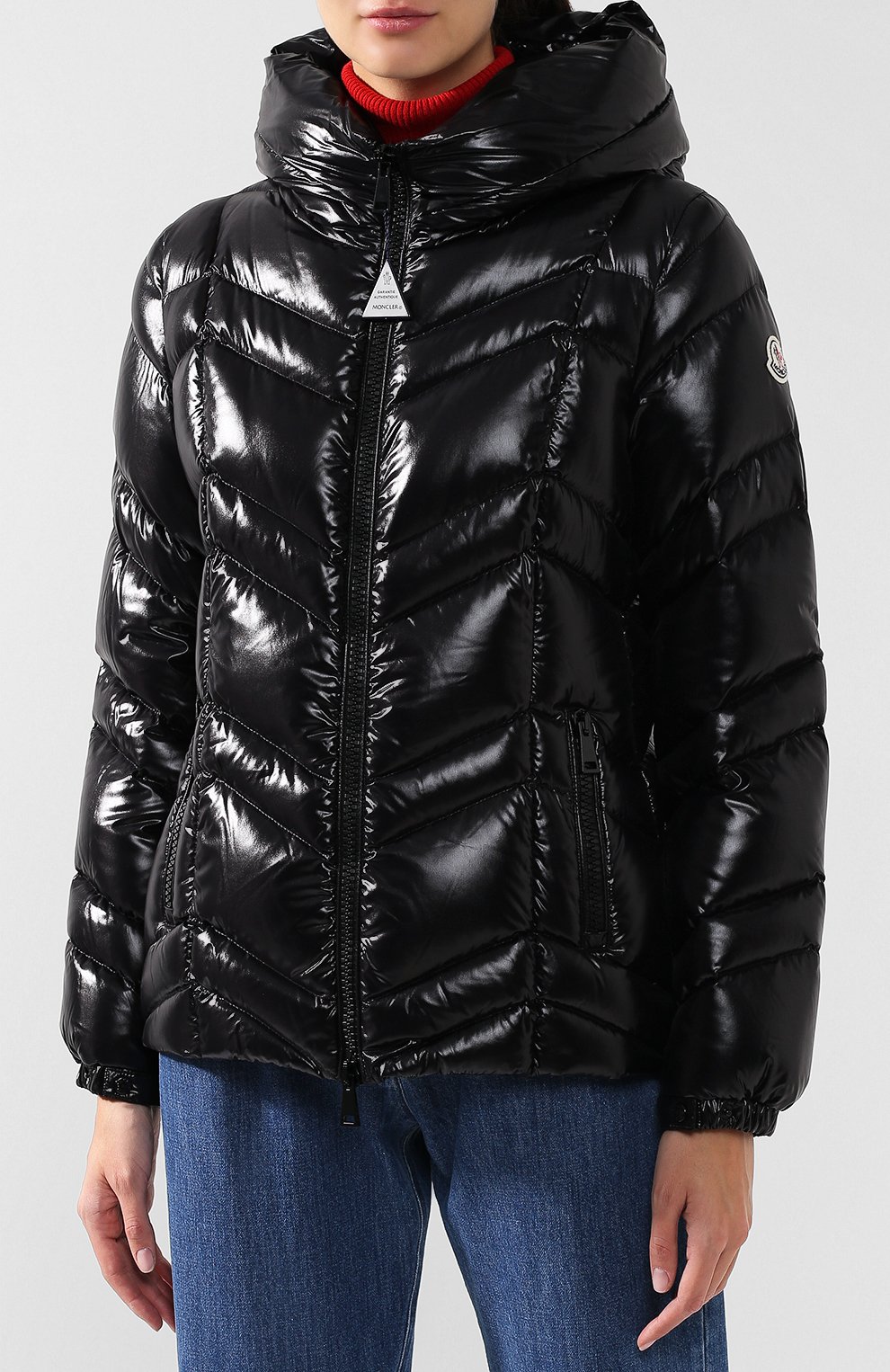 Стеганый пуховик с капюшоном MONCLER черного цвета по цене 76400 руб., арт. D2-093-46378-05-68950, фото 3 Стеганый пуховик с капюшоном MONCLER, арт. D2-093-46378-05-68950, фото 3