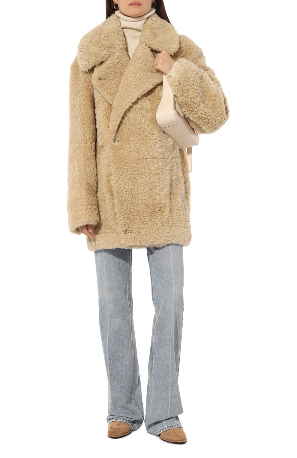 Шуба из овчины PETAR PETROV бежевого цвета по цене 527500 руб., арт. F24LM5, фото 2 Шуба из овчины PETAR PETROV, арт. F24LM5, фото 2