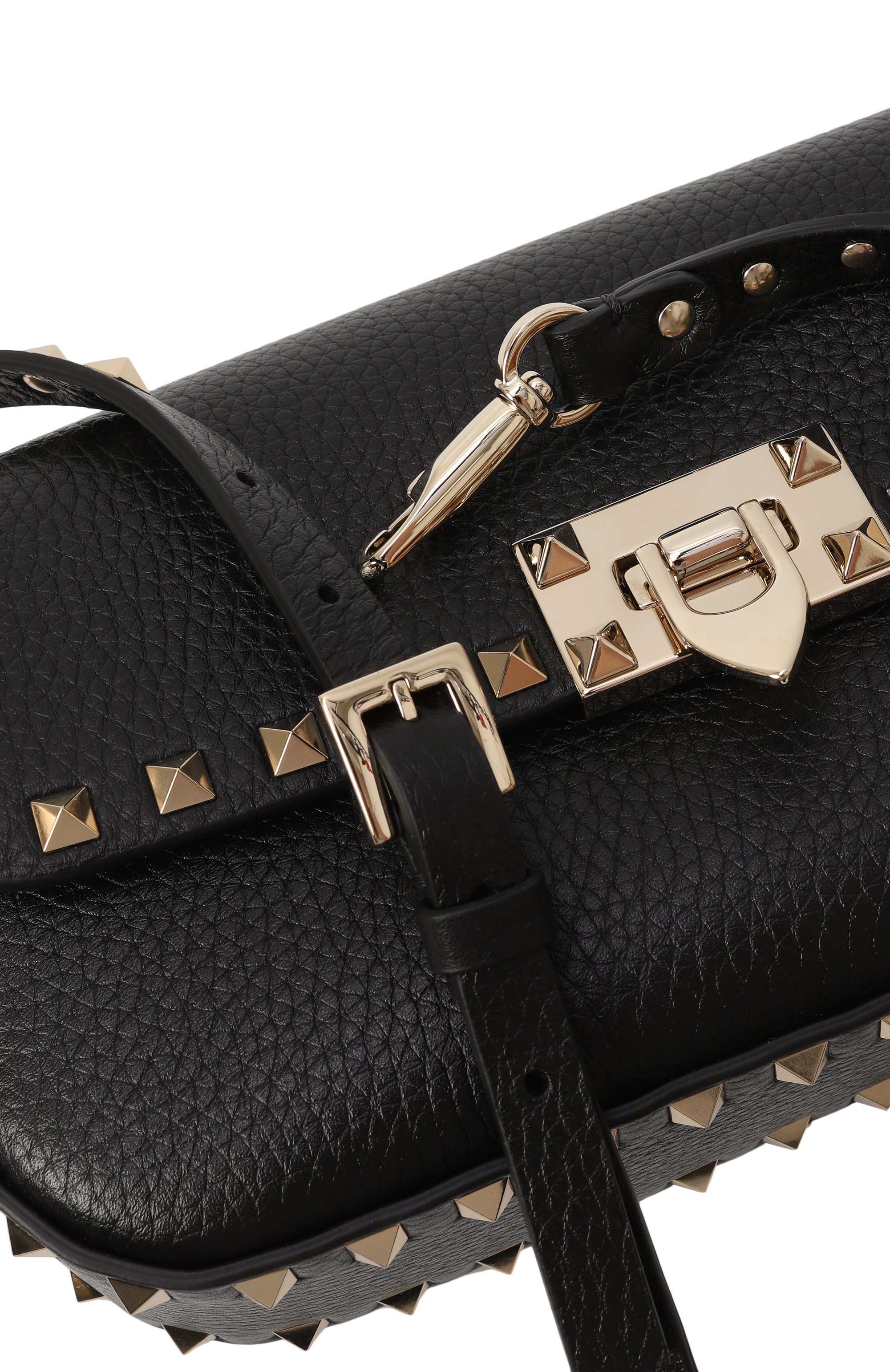 Сумка rockstud small VALENTINO черного цвета по цене 236000 руб., арт. 5W0B0Q70/VSF, фото 3 Сумка rockstud small VALENTINO, арт. 5W0B0Q70/VSF, фото 3