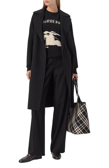 Женский пуловер из шерсти и кашемира BURBERRY черного цвета, арт. 8103048 | Фото 2 (Рукава: Длинные; Драгоценные камни: Проставлено; Женское Кросс-КТ: Пуловер-одежда; Стили: Кэжуэл; Длина (для топов): Стандартные; Материал сплава: Проставлено; Материал внешний: Шерсть)