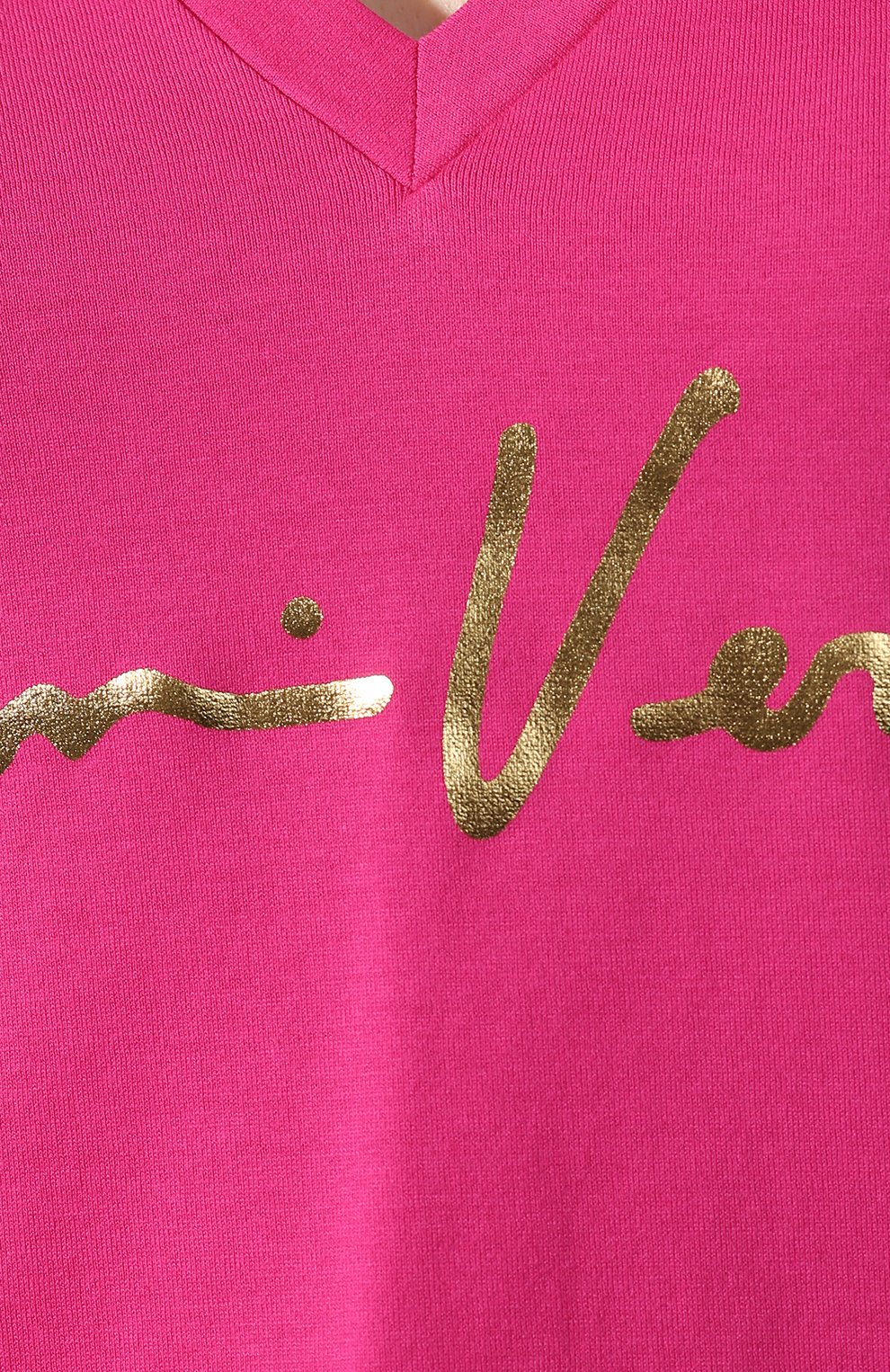 Хлопковая футболка VERSACE фуксия цвета по цене 38050 руб., арт. A85769/A228806, фото 5 Хлопковая футболка VERSACE, арт. A85769/A228806, фото 5