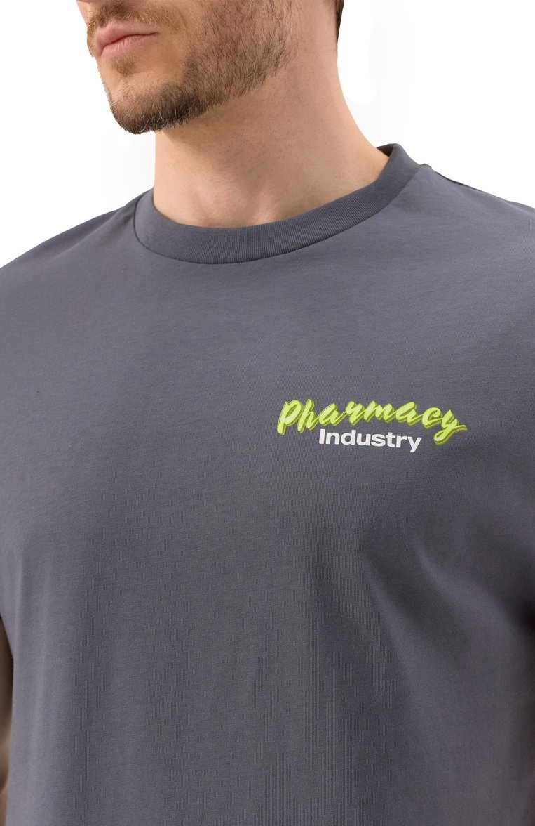 Мужская хлопковая футболка PHARMACY INDUSTRY темно-серого цвета, арт. PHABM00196 | Фото 5 (Длина (для топов): Стандартные; Рукава: Короткие; Материал внешний: Хлопок; Принт: С принтом; Стили: Гранж; Мужское Кросс-КТ: Футболка-одежда; Кросс-КТ: Джерси)