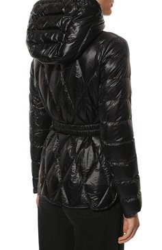 Женская пуховая куртка serignan MONCLER черного цвета, арт. H1-093-1A000-52-539AQ | Фото 4 (Материал утеплителя: Пух и перо; Кросс-КТ: Куртка, Пуховик, Утепленный; Стили: Спорт-шик; Материал подклада: Синтетический материал; Длина (верхняя одежда): Короткие; Материал внешний: Синтетический материал; Рукава: Длинные; Женское Кросс-КТ: Пуховик-куртка; Региональные ограничения белый список (Axapta Mercury): RU, Не проставлено; Материал сплава: Проставлено; Драгоценные камни: Проставлено; Нос: Не проставлено)