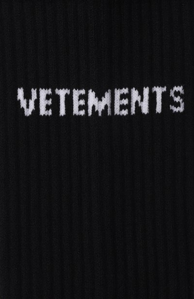 Хлопковые носки VETEMENTS черного цвета по цене 14850 руб., арт. UH27S0300B, фото 2 Хлопковые носки VETEMENTS, арт. UH27S0300B, фото 2