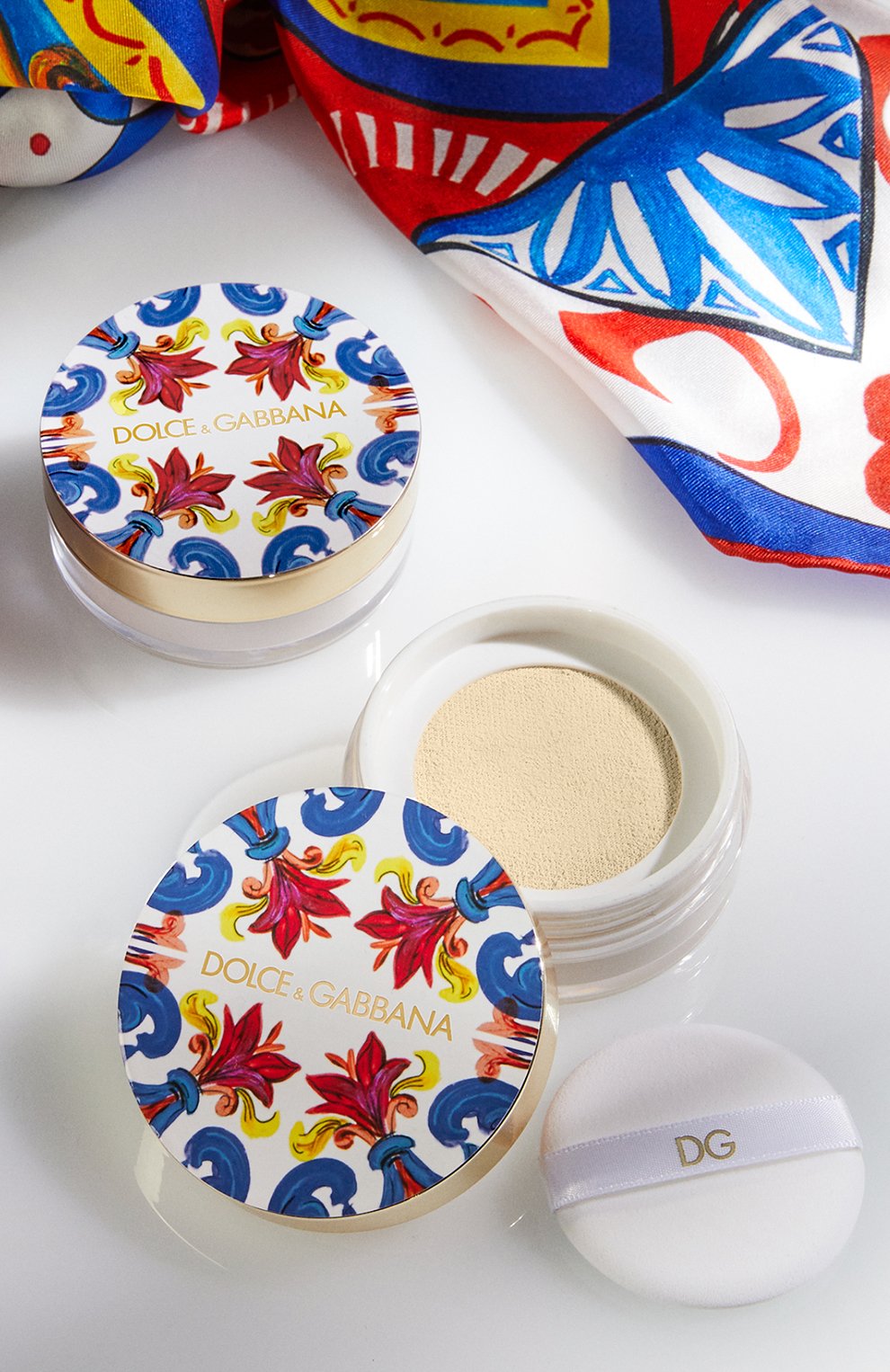 Рассыпчатая фиксирующая пудра solar glow, 2 sand (10g) DOLCE & GABBANA цвета по цене 6240 руб., арт. 30701244DG, фото 5 Рассыпчатая фиксирующая пудра solar glow, 2 sand (10g) DOLCE & GABBANA, арт. 30701244DG, фото 5