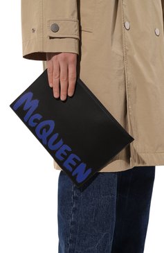 Мужской кожаный футляр для документов ALEXANDER MCQUEEN черного цвета, арт. 560472/1AAH41079 | Фото 2 (Материал: Натуральная кожа; Кросс-КТ: футляры для документов; Материал сплава: Проставлено; Нос: Не проставлено)