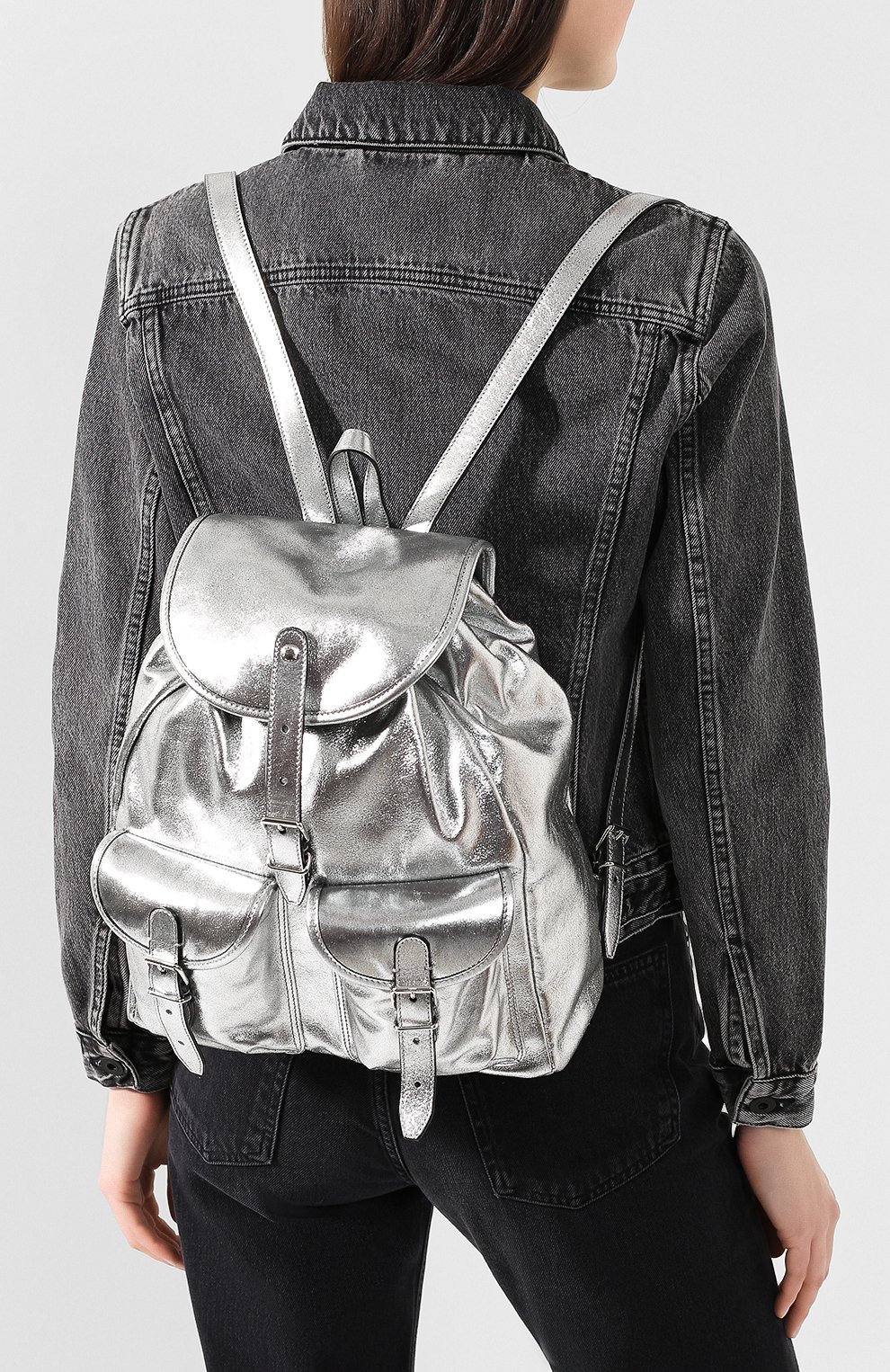 Рюкзак venice SAINT LAURENT серебряного цвета по цене 280000 руб., арт. 605113/1Q30N, фото 2 Рюкзак venice SAINT LAURENT, арт. 605113/1Q30N, фото 2