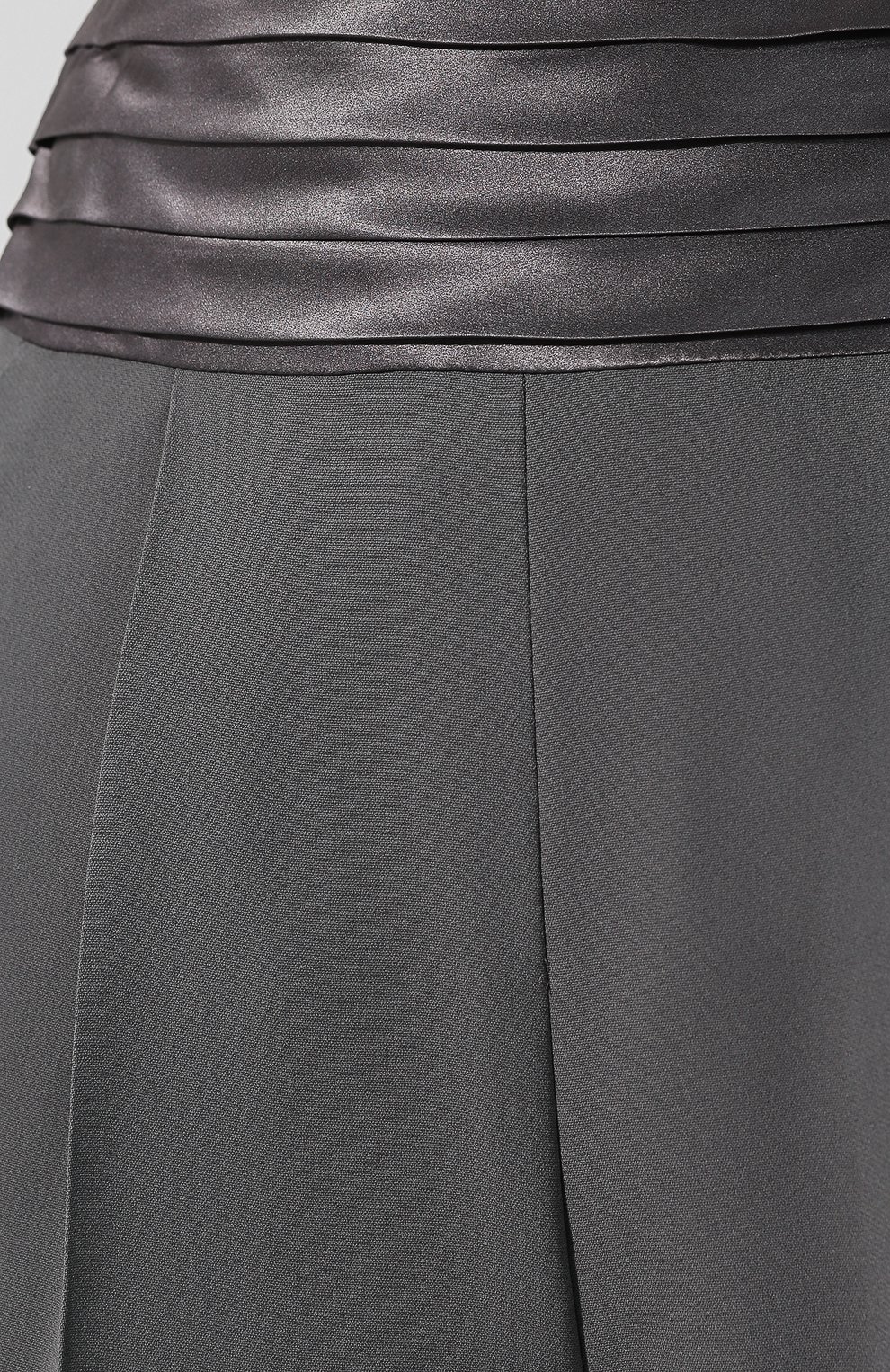 Брюки со стрелками EMPORIO ARMANI серого цвета по цене 83200 руб., арт. 2NP47T/22013, фото 5 Брюки со стрелками EMPORIO ARMANI, арт. 2NP47T/22013, фото 5