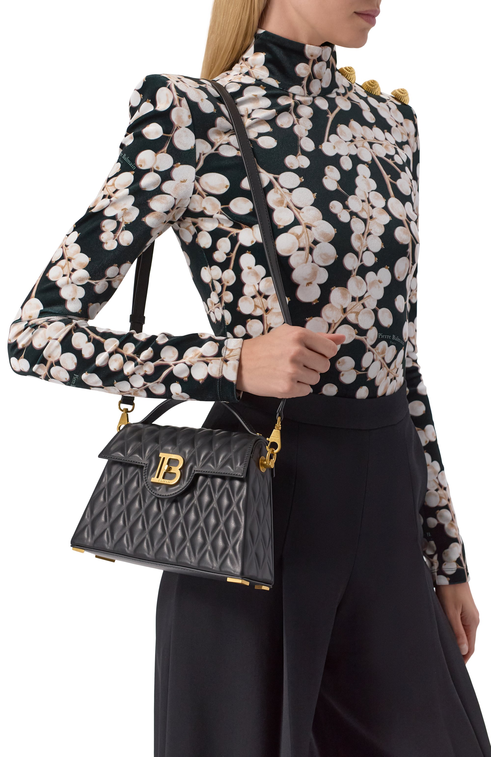 Сумка b-buzz dynasty BALMAIN черного цвета по цене 299500 руб., арт. EN1DB935/LHLB, фото 2 Сумка b-buzz dynasty BALMAIN, арт. EN1DB935/LHLB, фото 2