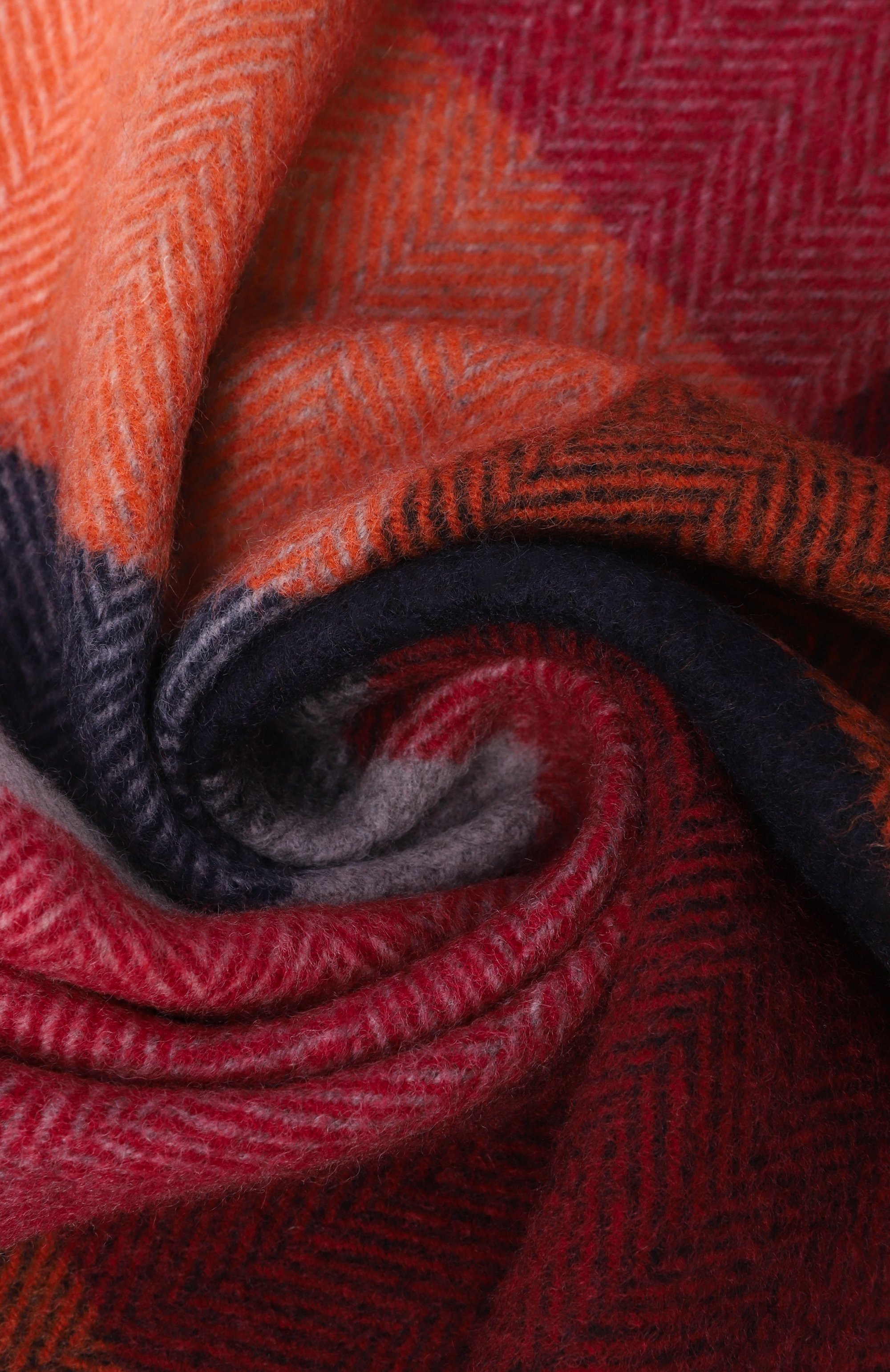 Шарф из шерсти и кашемира ANDREA CAMPAGNA бордового цвета по цене 26950 руб., арт. 623234, фото 3 Шарф из шерсти и кашемира ANDREA CAMPAGNA, арт. 623234, фото 3