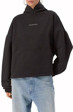 Женский хлопковое худи BALENCIAGA черного цвета, арт. 818545/TQVY1 | Фото 3 (Длина (для топов): Стандартные; Рукава: Длинные; Материал внешний: Хлопок; Стили: Кэжуэл; Женское Кросс-КТ: Худи-одежда)