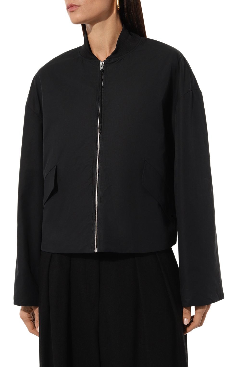 Бомбер CLOSED темно-синего цвета по цене 49950 руб., арт. C97853-60P-22, фото 3 Бомбер CLOSED, арт. C97853-60P-22, фото 3