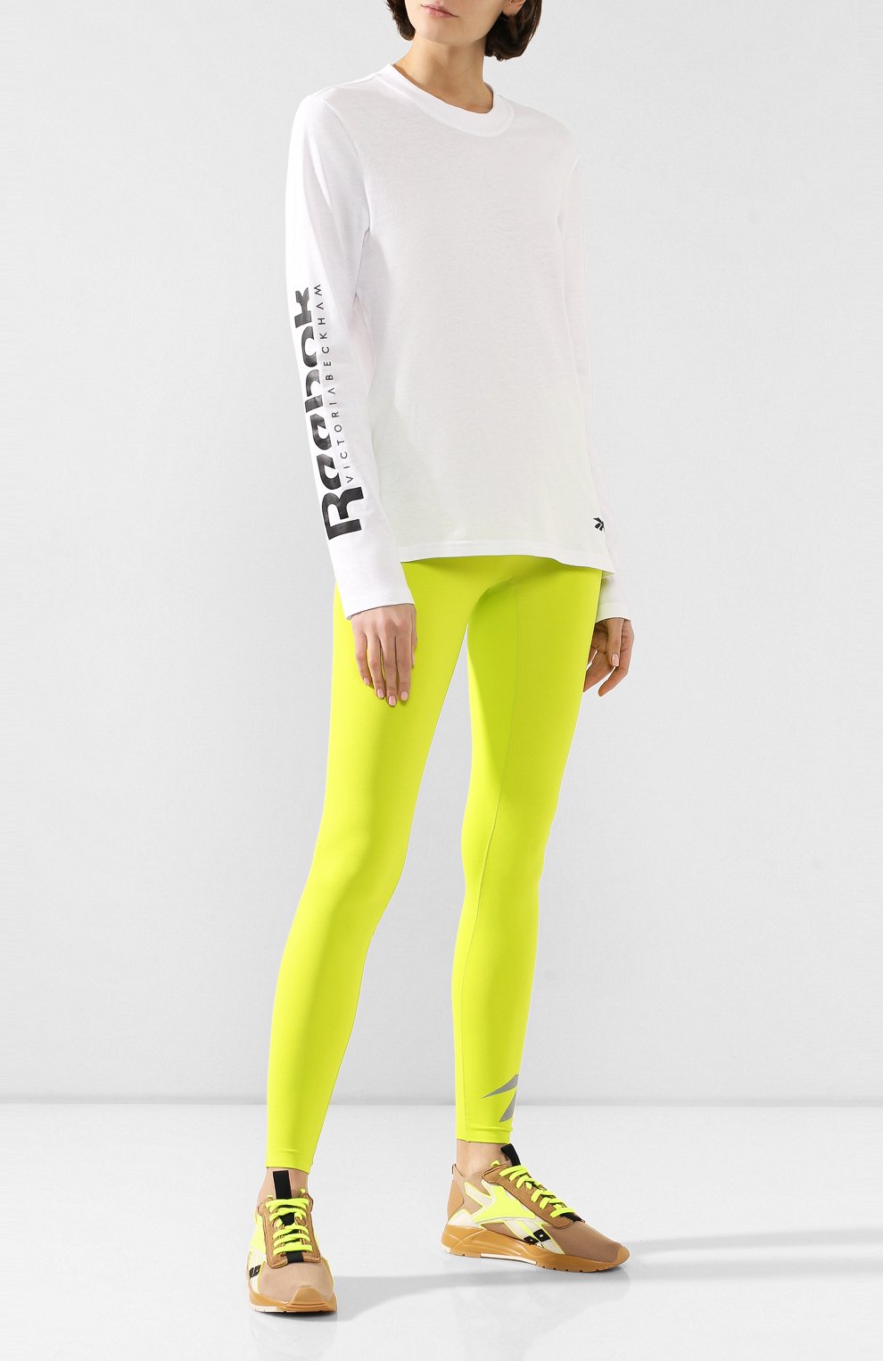 Лонгслив reebok x victoria beckham REEBOK белого цвета по цене 8980 руб., арт. FM4915, фото 2 Лонгслив reebok x victoria beckham REEBOK, арт. FM4915, фото 2