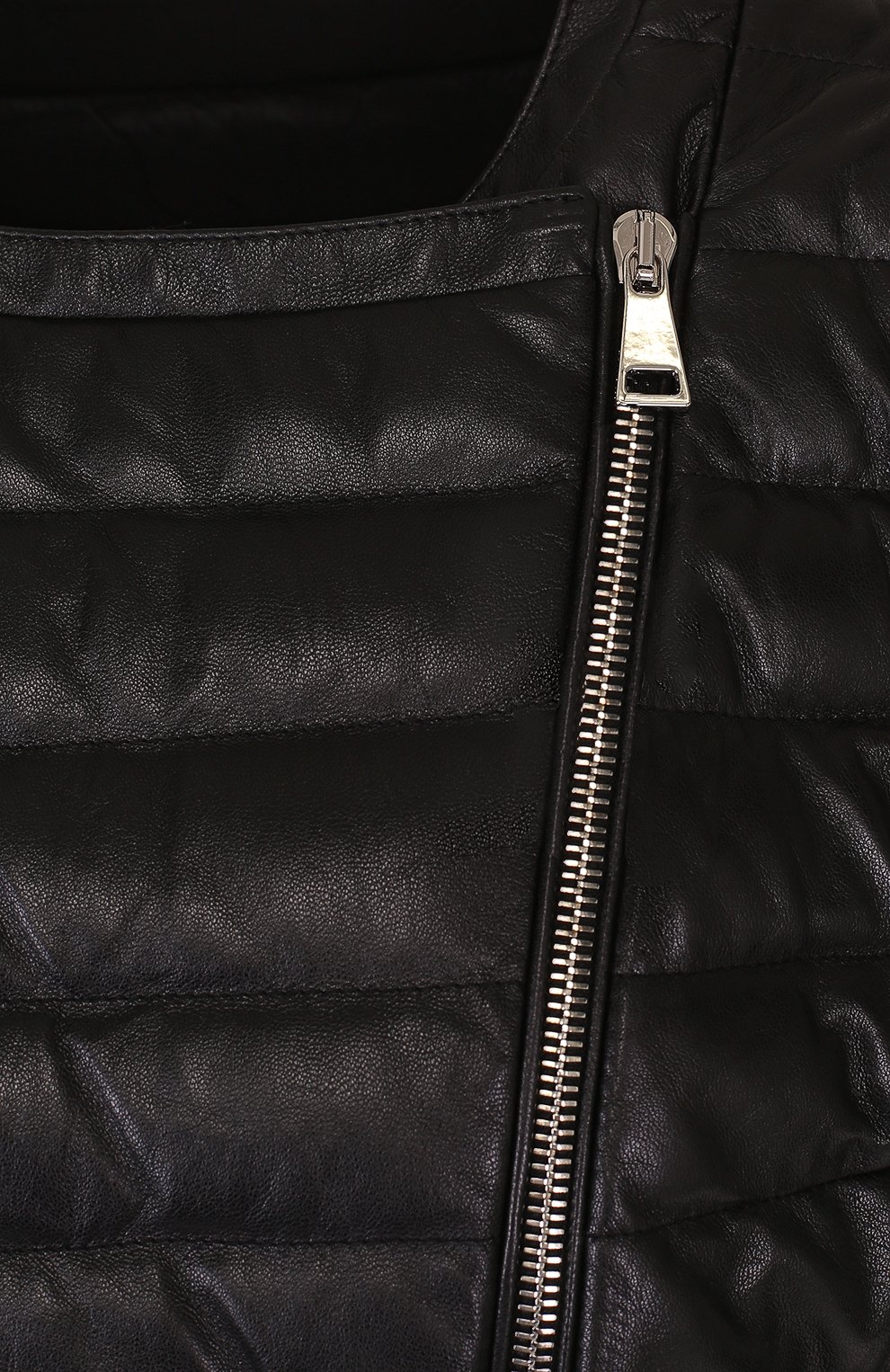 Приталенный стеганый пуховик из кожи MONCLER, арт. D1-093-46902-00-5098S, фото 5