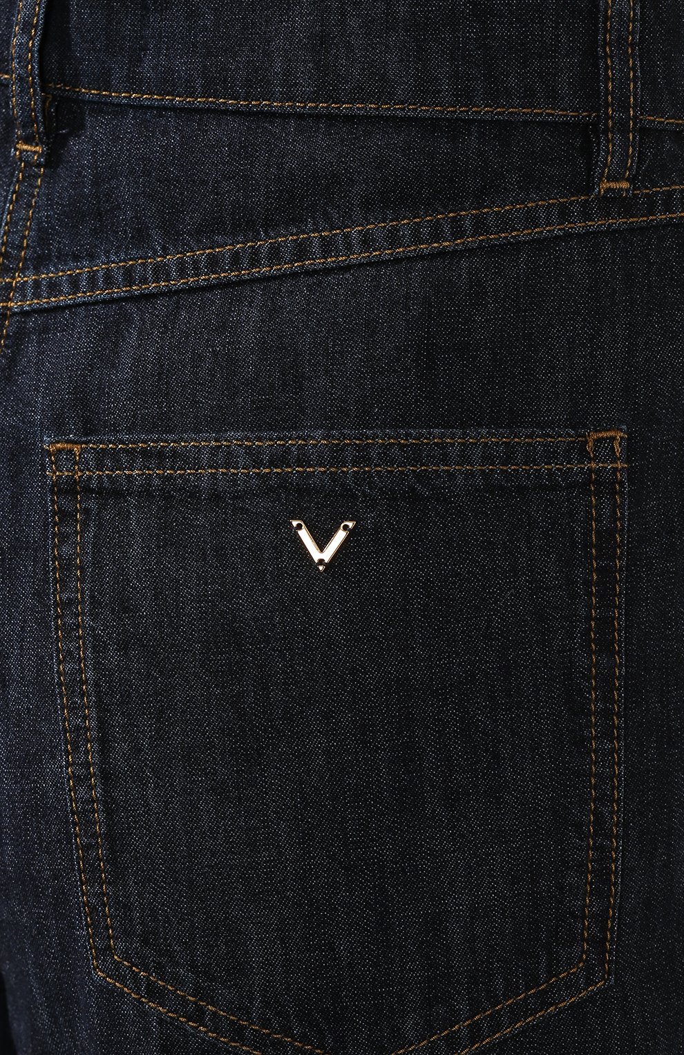 Джинсы VALENTINO синего цвета по цене 83500 руб., арт. TB3DD09L55F, фото 5 Джинсы VALENTINO, арт. TB3DD09L55F, фото 5