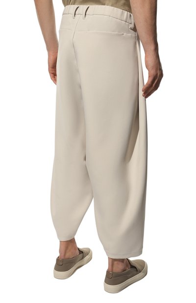 Брюки KAZUYUKI KUMAGAI кремового цвета по цене 40900 руб., арт. AP21-003, фото 4 Брюки KAZUYUKI KUMAGAI, арт. AP21-003, фото 4