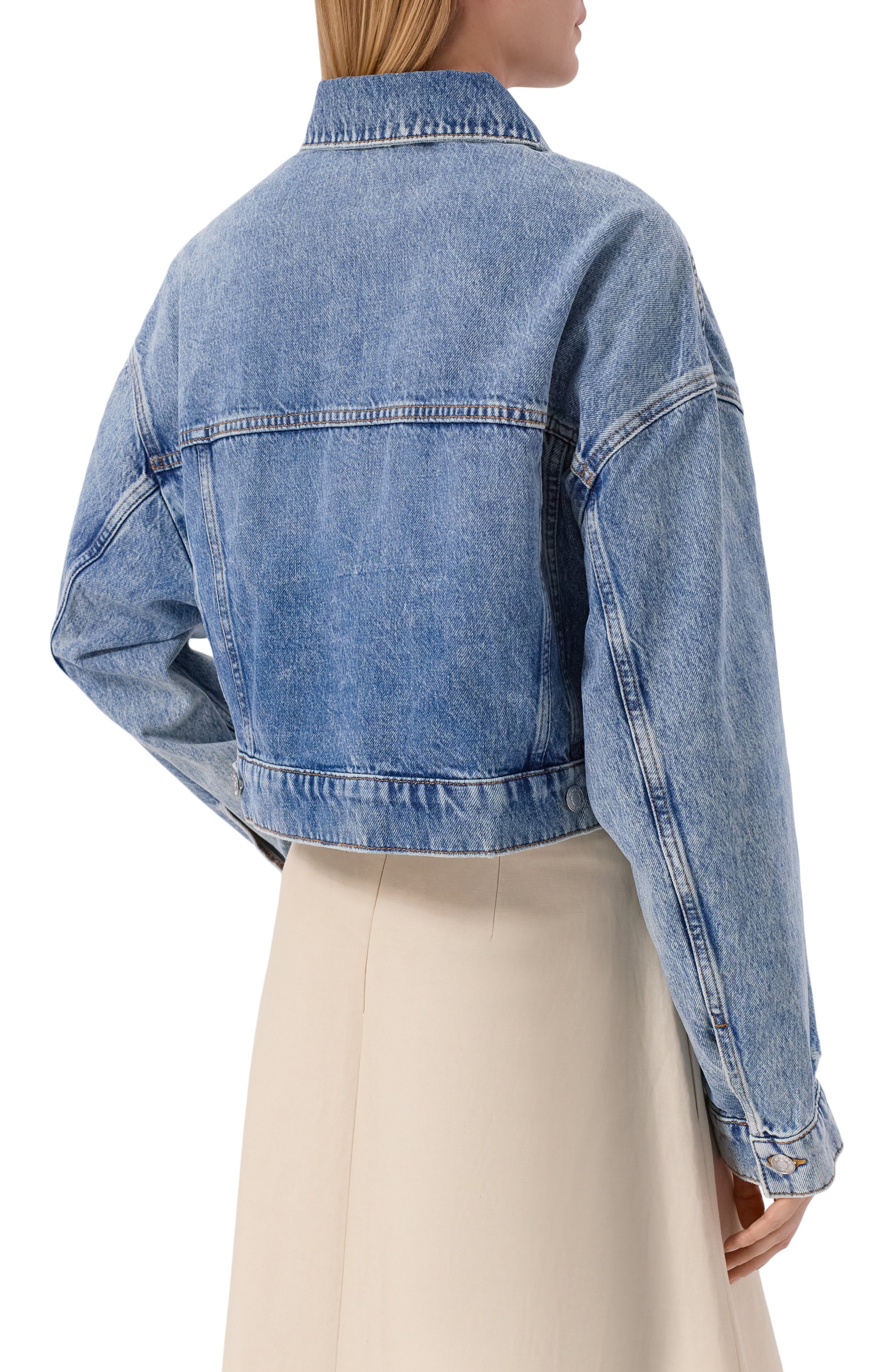 Джинсовая куртка red HUGO голубого цвета по цене 25550 руб., арт. 50502117, фото 4 Джинсовая куртка red HUGO, арт. 50502117, фото 4