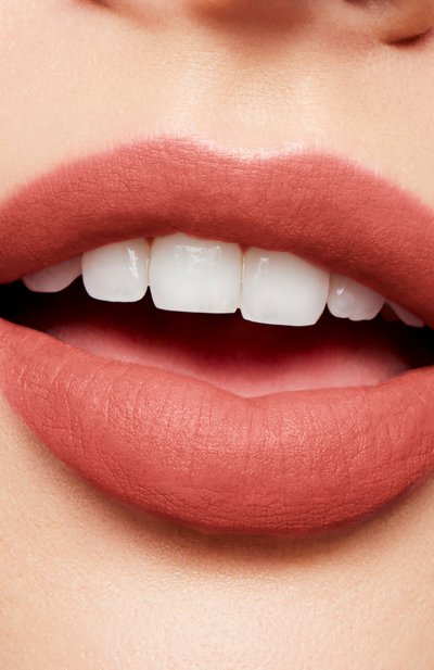 Муссовый тинт для губ и щек powder kiss lip+cheek mousse, оттенок pink roses (5ml) MAC, арт. SAND-43, фото 4