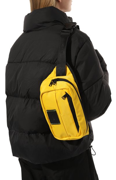 Поясная сумка MSGM желтого цвета по цене 14850 руб., арт. 3440MZ92 638, фото 2 Поясная сумка MSGM, арт. 3440MZ92 638, фото 2