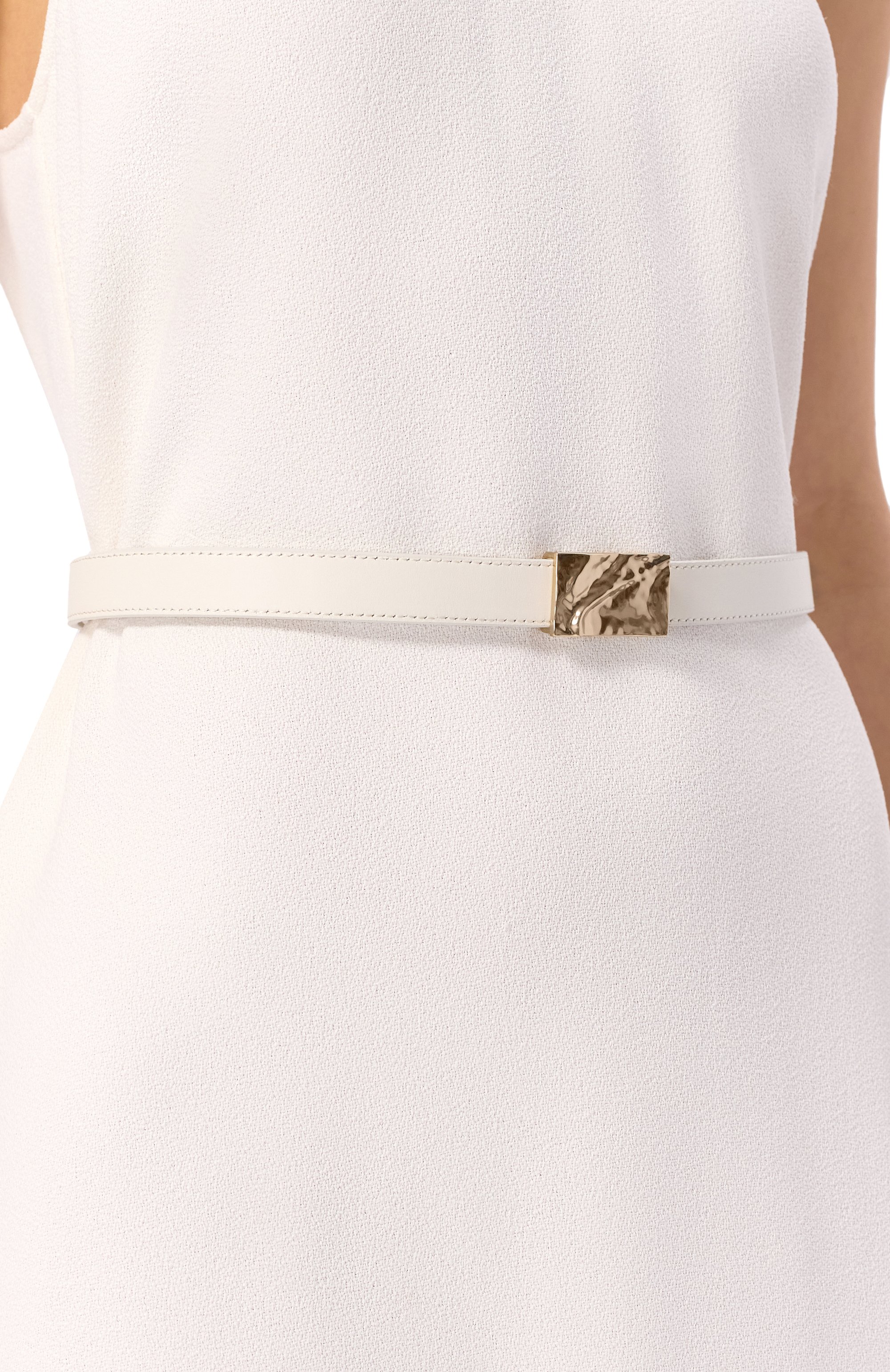 Кожаный ремень LOULOU DE SAISON молочного цвета по цене 34350 руб., арт. CEYL0N, фото 2 Кожаный ремень LOULOU DE SAISON, арт. CEYL0N, фото 2