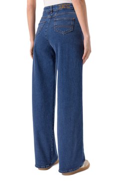 Женские джинсы KITON синего цвета, арт. DJ53102K0930F02 | Фото 4 (Длина (брюки, джинсы): Стандартные; Материал внешний: Хлопок, Деним; Силуэт Ж (брюки и джинсы): Расклешенные; Кросс-КТ: Деним; Детали: Делаве; Стили: Кэжуэл)
