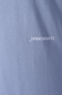 Женская хлопковая футболка HINNOMINATE голубого цвета, арт. HMABW01406 | Фото 6 (Драгоценные камни: Проставлено; Длина (для топов): Стандартные; Рукава: Короткие; Материал внешний: Хлопок; Материал сплава: Проставлено; Принт: Без принта; Стили: Спорт-шик; Женское Кросс-КТ: Футболка-одежда)