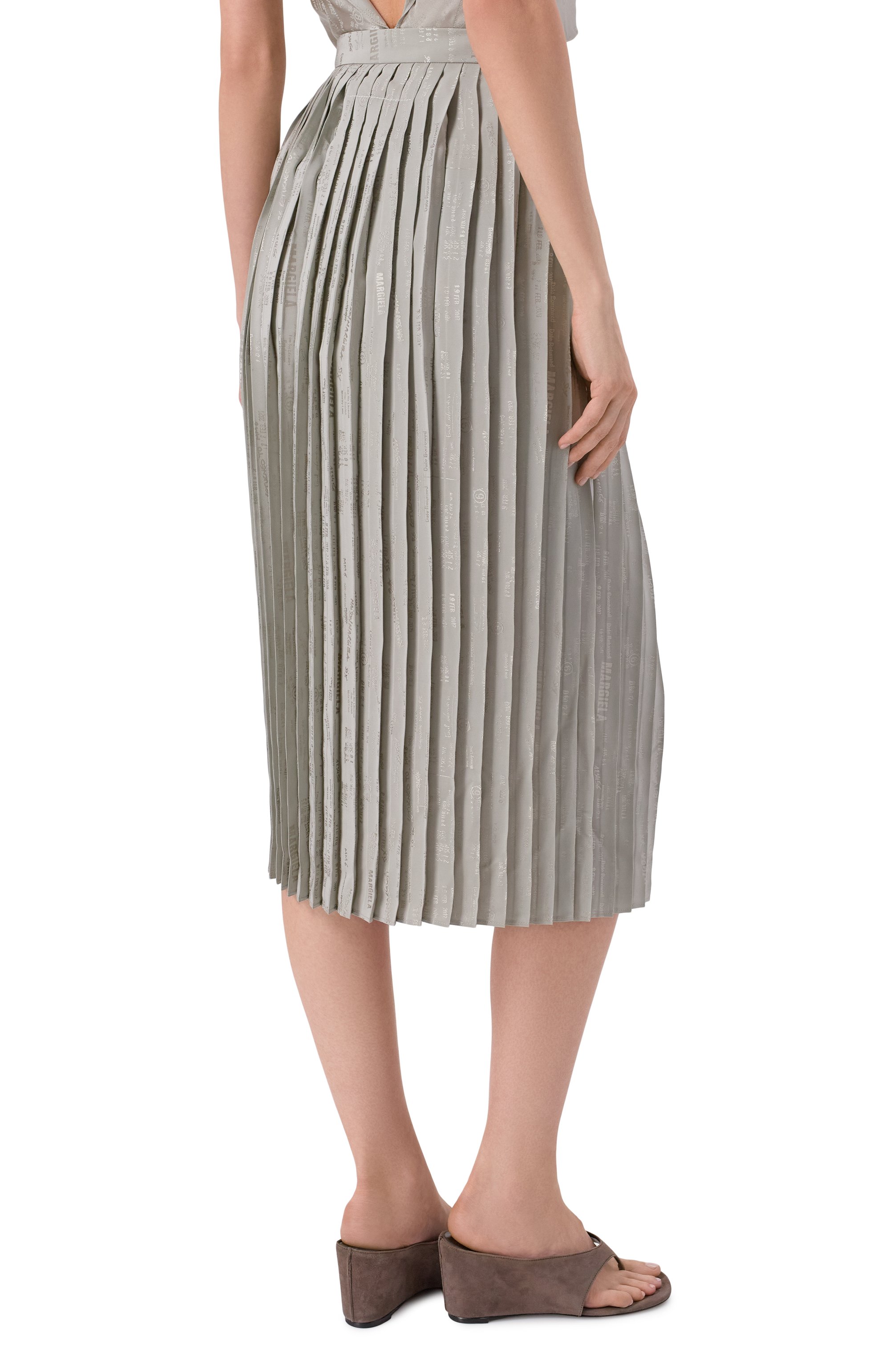 Плиссированная юбка MM6 серого цвета по цене 78900 руб., арт. S52MA0199/M35737, фото 4 Плиссированная юбка MM6, арт. S52MA0199/M35737, фото 4