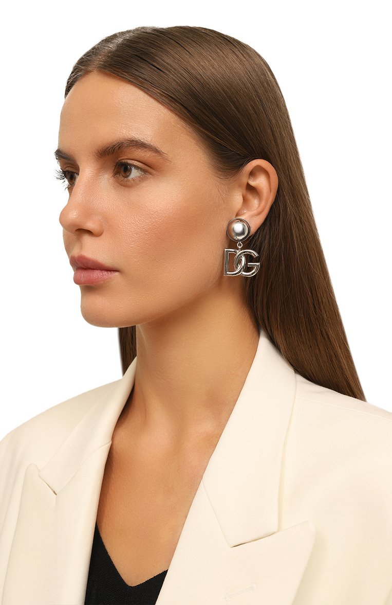 Женская клипсы DOLCE & GABBANA серебряного цвета, арт. WEN6P6 W1111 | Фото 2 (Женское Кросс-КТ: Клипсы-серьги; Региональные ограничения белый список (Axapta Mercury): Не проставлено; Нос: Не проставлено; Материал: Металл)