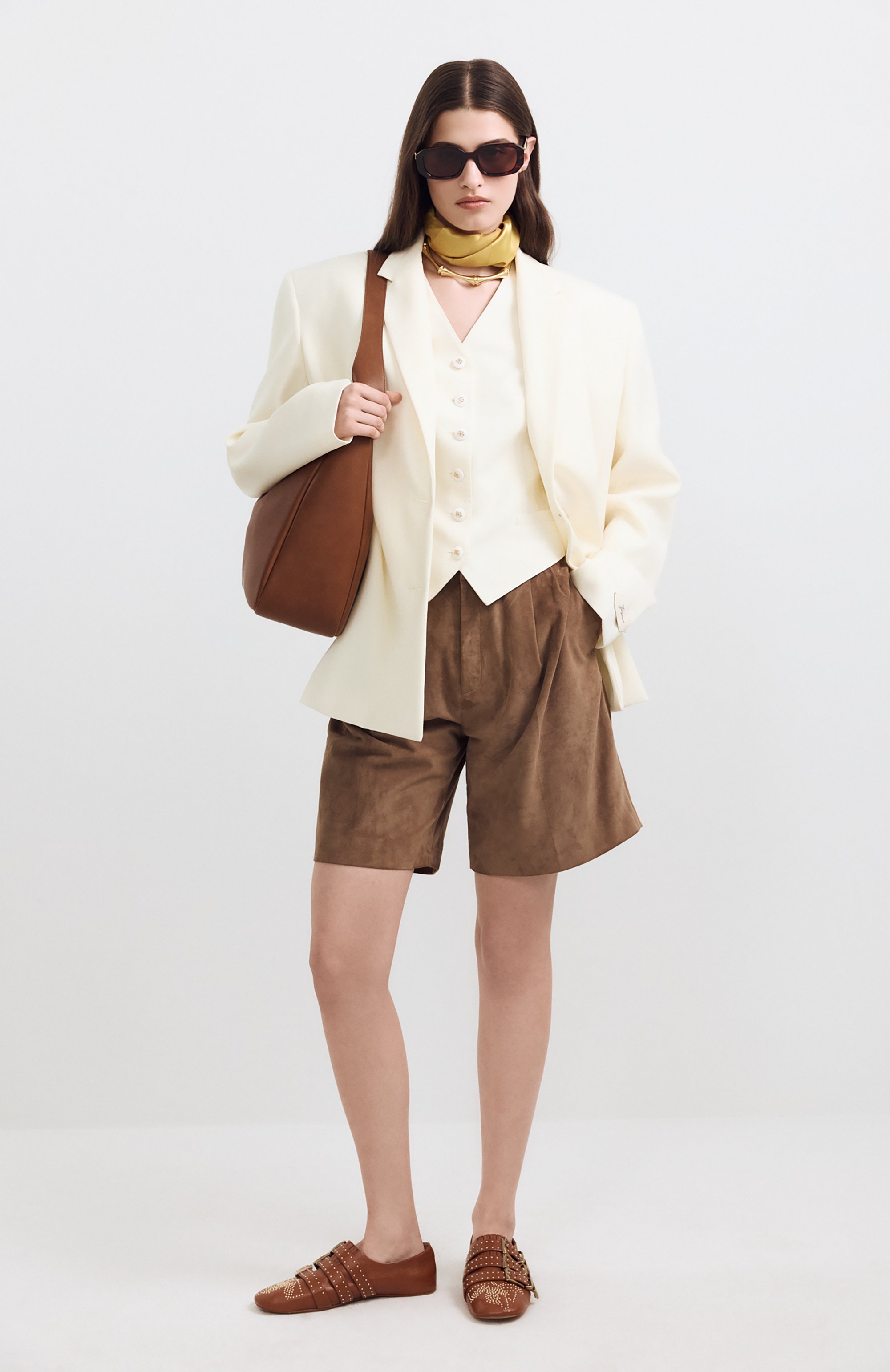 Шерстяной жакет JACQUEMUS кремового цвета по цене 129500 руб., арт. 25EJAW00120/BW00637, фото 6 Шерстяной жакет JACQUEMUS, арт. 25EJAW00120/BW00637, фото 6