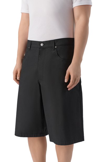 Хлопковые шорты MOSCHINO черного цвета по цене 42450 руб., арт. A0342/0218, фото 3 Хлопковые шорты MOSCHINO, арт. A0342/0218, фото 3