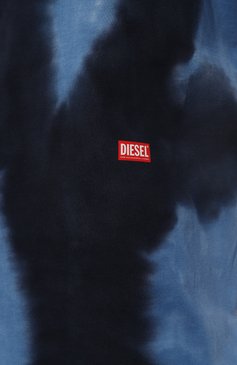 Мужской хлопковое худи DIESEL синего цвета, арт. A13313/0CLAU | Фото 5 (Рукава: Длинные; Длина (для топов): Стандартные; Принт: С принтом; Мужское Кросс-КТ: Худи-одежда; Материал сплава: Проставлено; Материал внешний: Хлопок; Драгоценные камни: Проставлено; Стили: Кэжуэл)