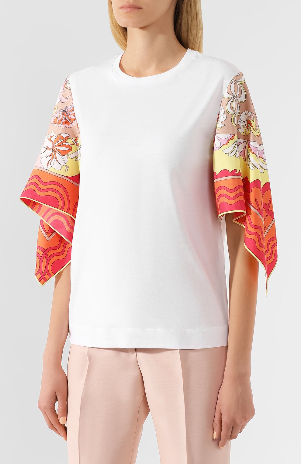Футболка из смеси хлопка и шелка EMILIO PUCCI белого цвета по цене 39950 руб., арт. 0EJP10/0E988, фото 3 Футболка из смеси хлопка и шелка EMILIO PUCCI, арт. 0EJP10/0E988, фото 3
